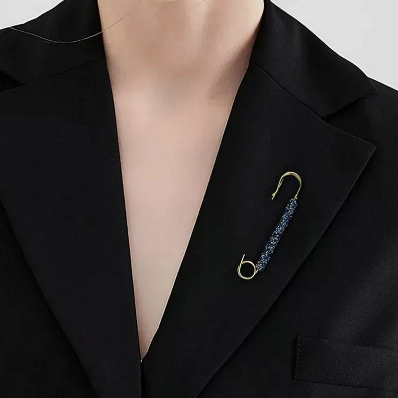 Crystal Brooches Waist Buckle Cardigan Jeans Anti-fade Brooch Pins Women Sweater Coat Anti Fall Pearls Clothes Pin Decoration