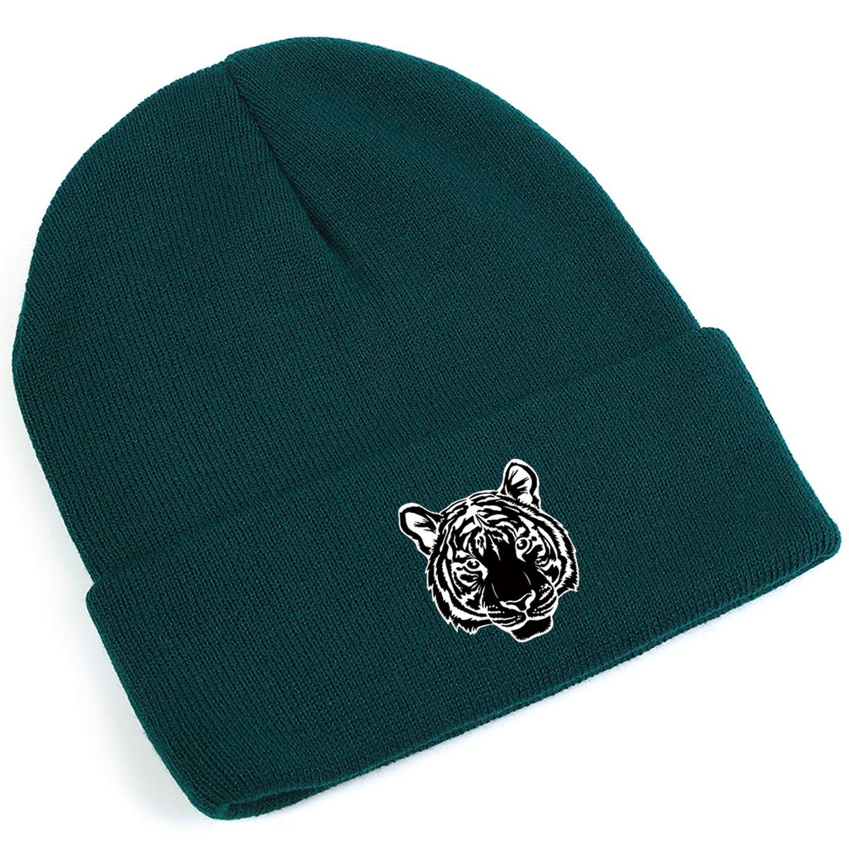 Черно-белая вязаная шапка с принтом головы тигра — фото 15