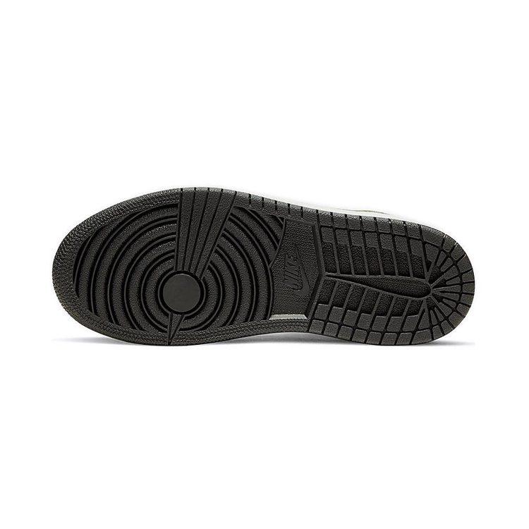 Jordan 1 Mittlere Tarnung CW5560-001