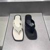 Thick-bottomed flip-flops for summer wear, new beach cool slippers