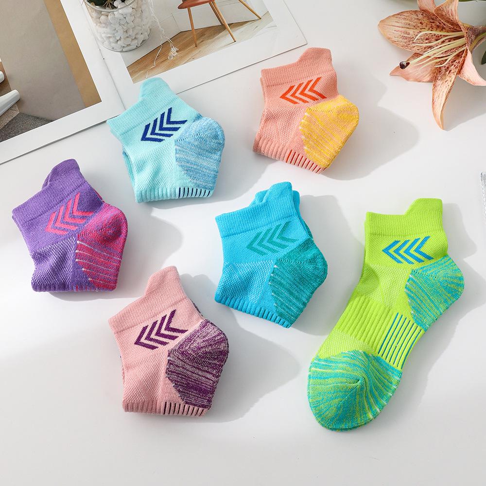 Unisex Sports Socks: Short, Terry Loop Bottom for Basketball, Running, Fitness, and Badminton.