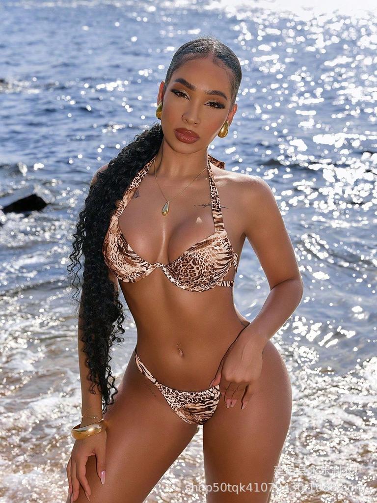 Europe And The United States Export Printed Bikini Swimsuit Steel Tray Sexy Split Triangle Backless Beach Vacation Swimsuit