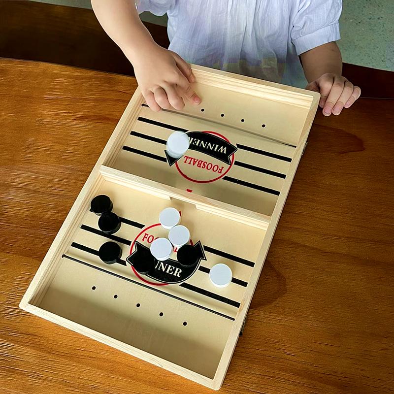 

Wooden Flicking Chess Game: Two-Player Parent-Child Educational Table Toy