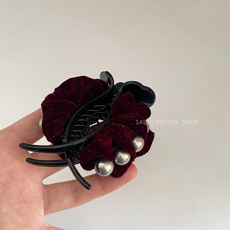 Французская Бархатная Жемчужная Заколка-Клешня – Элегантный Осенне-Зимний Аксессуар для Прически