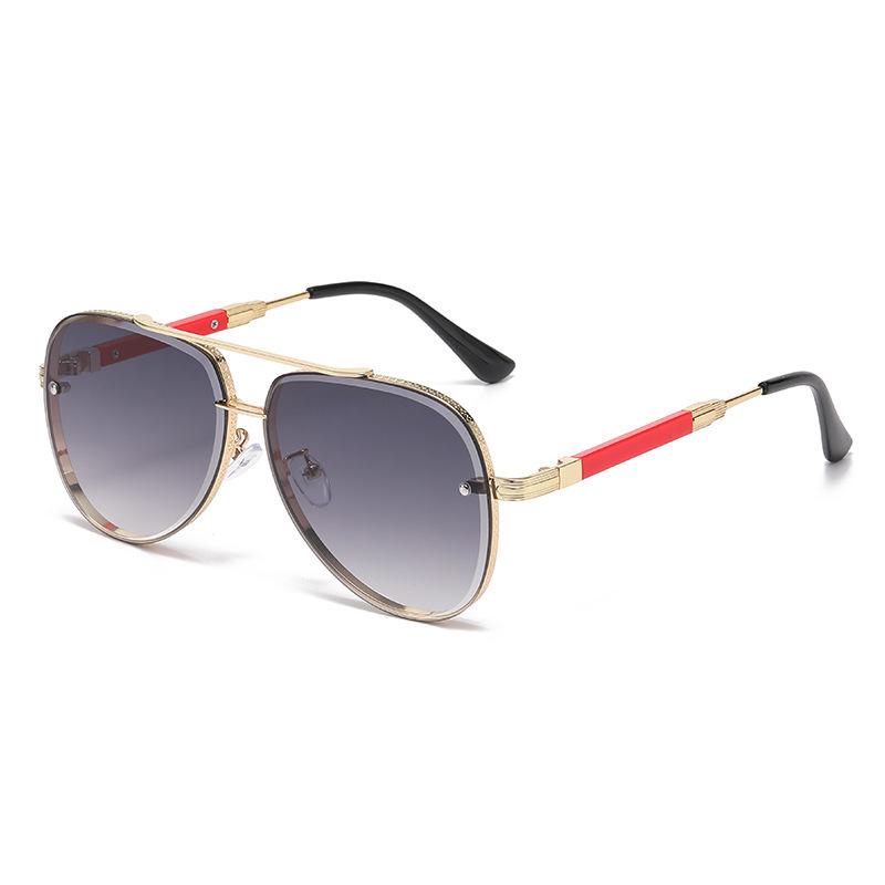Luxury Pilot Aviator Sunglasses Gold Metal Frame Trends Gradient Lens Cool Retro Shades UV High Fashion Eyewear for Men Women