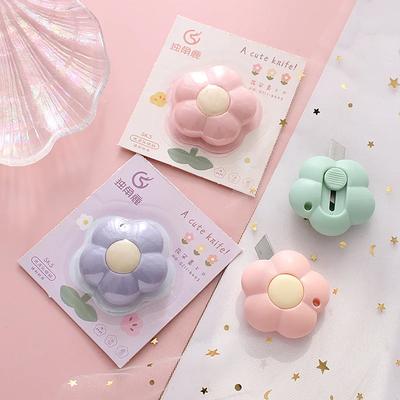 1Pc Cute Macaron Color Flower Shape Mini Utility Knife Student Safety Portable Envelope Express Box Opener Office Paper Cutter