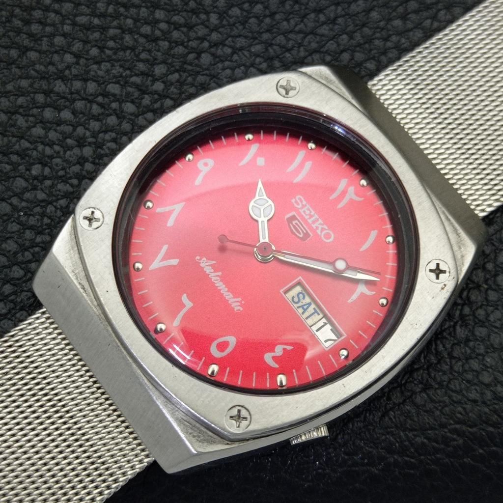 AUTOMATIC VINTAGE SEIKO JAPAN 7009A MENS ARABIC RED COLOR DIAL WATCH A701393-5 R206a-a701393