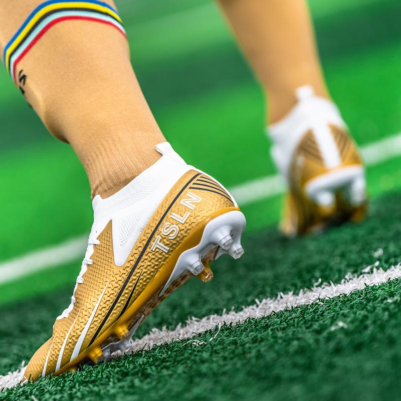 35-46 Pánské velkorozměrové vysoké kopačky dlouhé hřebíky protiskluzové TPR umělé kobylky venkovní dětské kopačky