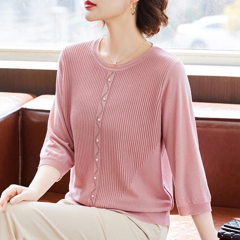 Stylish Thin Base Layer Knit T-Shirt for Middle-Aged Women, Small Size, Mid-Sleeve, Perfect for Spring and Autumn