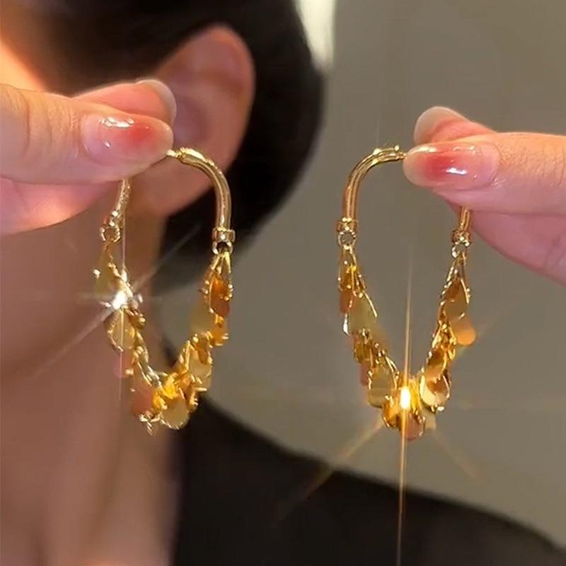 Tide Metal Fringed Earrings, High-end Temperament, Long Stud Earrings, Women's Exaggerated Earrings.
