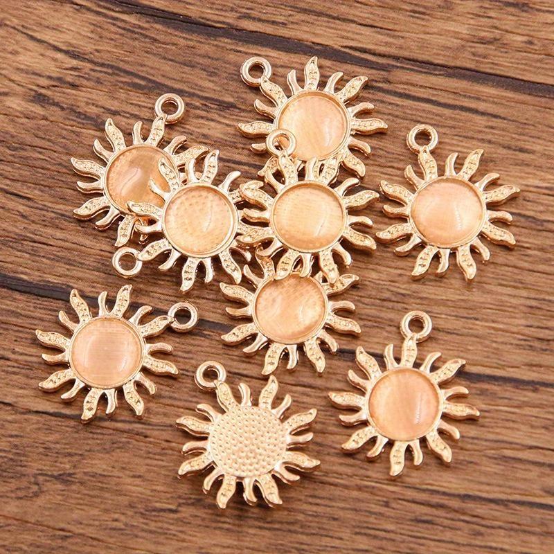 10 Pieces Sun Pendant, Diy Jewelry - Silver Plated Jewelry Making Accessories for Bracelets, Necklaces and Earrings