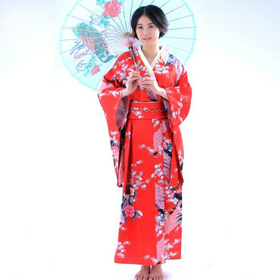 Kimono tradizionale giapponese da donna per cosplay, fotografia e performance scenica