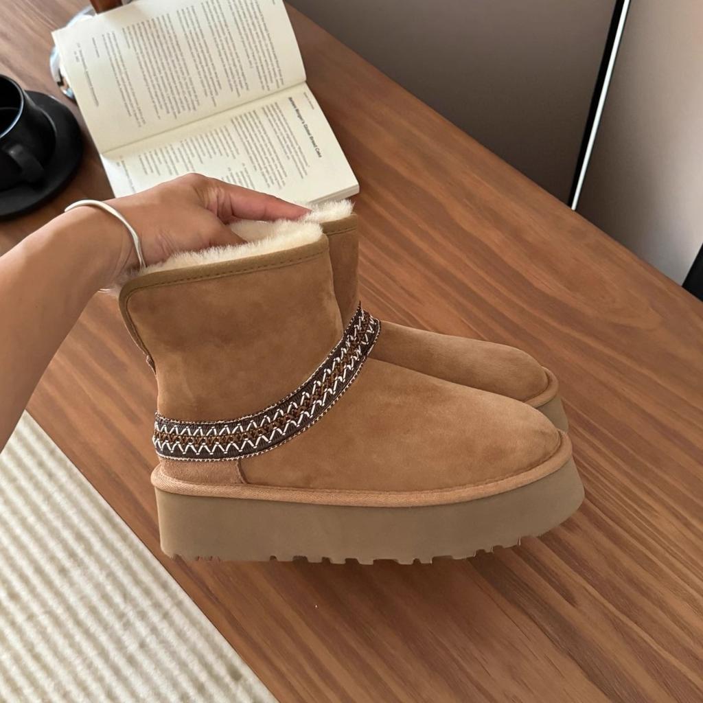 Fur integrated ethnic wind snow boots women's 2024 autumn and winter new thick-soled can be turned over two wear non-slip medium boots women