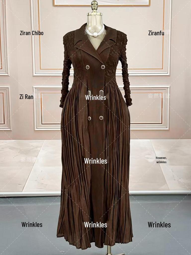 Elegant Black Plus Size Midi Dress with Miyake Pleats