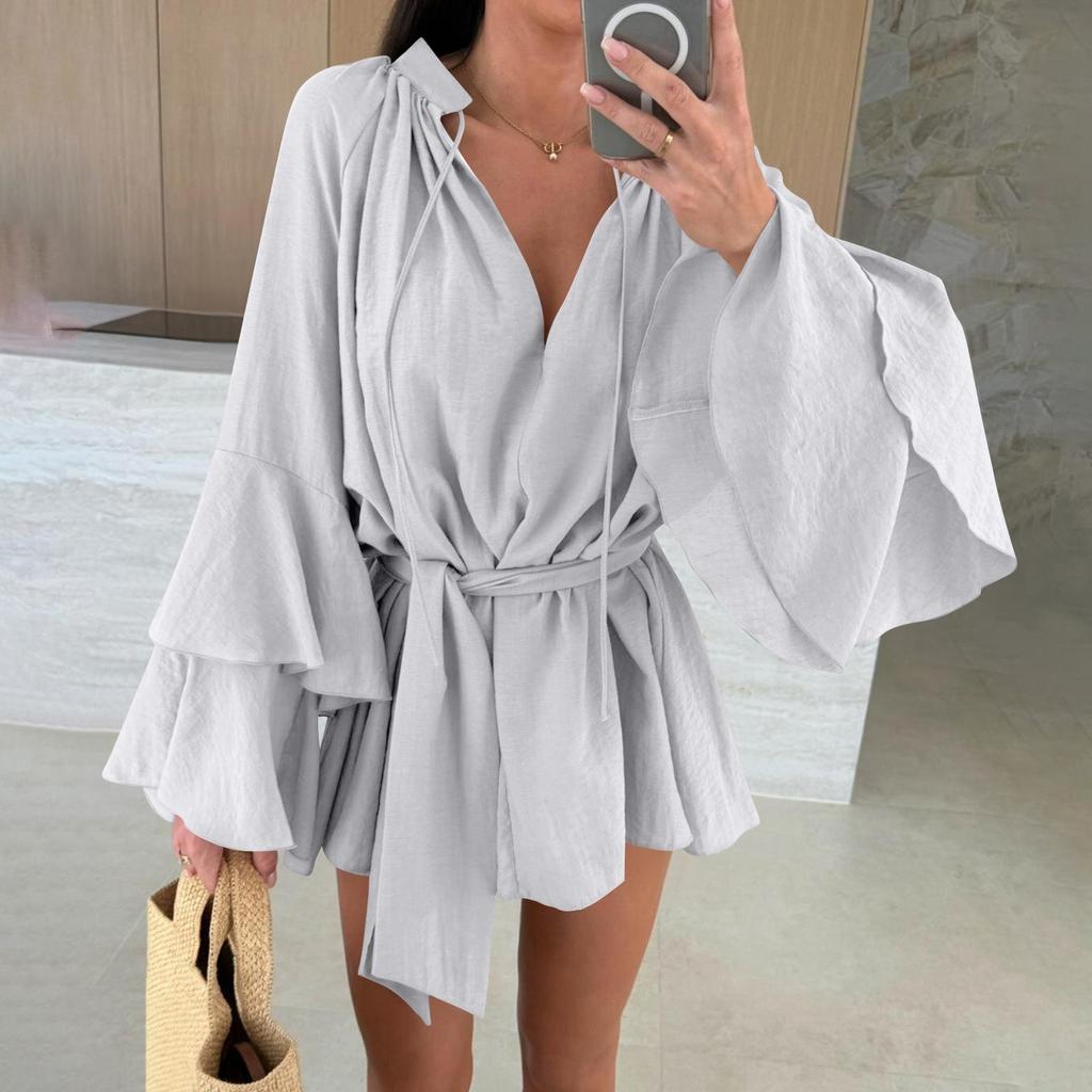 Women's Fashionable Solid Color V-neck Irregular Lace Long Sleeved Loose Top