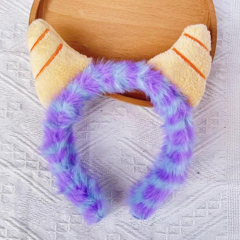 Cartoon Plush Headband: Cute Hair Accessory for Women & Kids, Perfect for Face Washing
