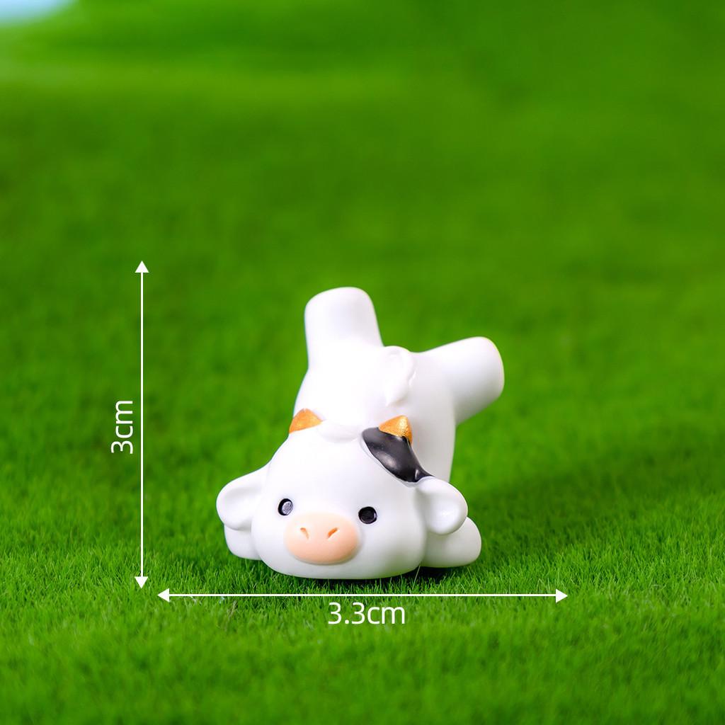 Creative Cartoon Style Resin Brave Little Cow Blind Box Car Decoration Miniature Figurine