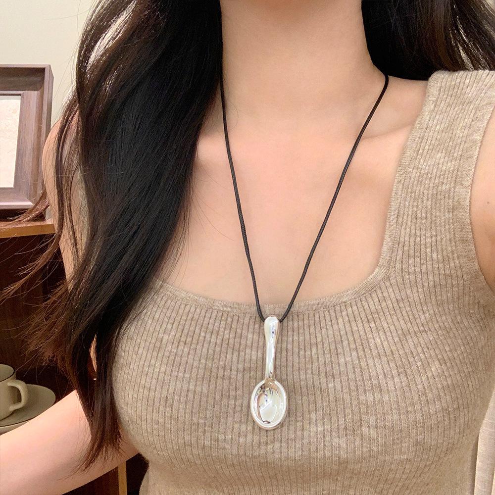 Wu Xin Silver Spoon Pendant Necklace - Niche Fun Black Rope Long Chain for Autumn/Winter Sweaters