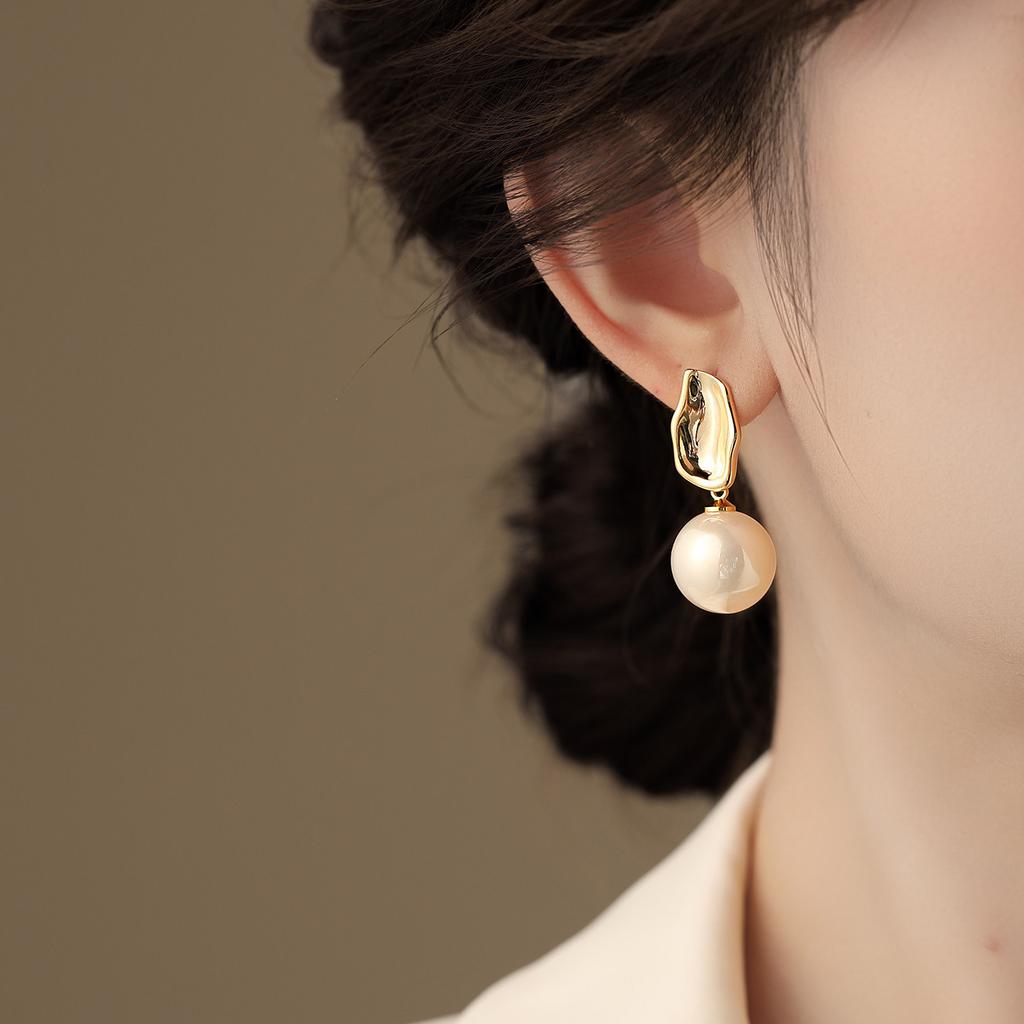 Silver Needle French Baroque Irregular Pearl Stud Earrings Niche Design Earrings Earrings Women