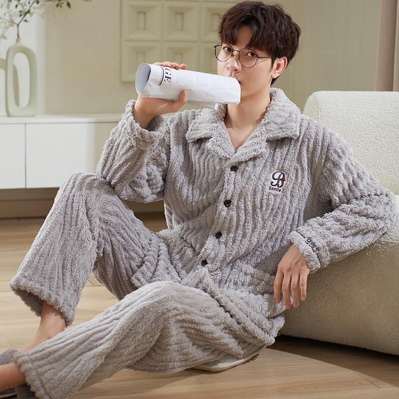 Herren Plüsch Dick Pyjama Set für Herbst/Winter – Warme Haus- & Outdoor-Bekleidung, Übergrößen verfügbar