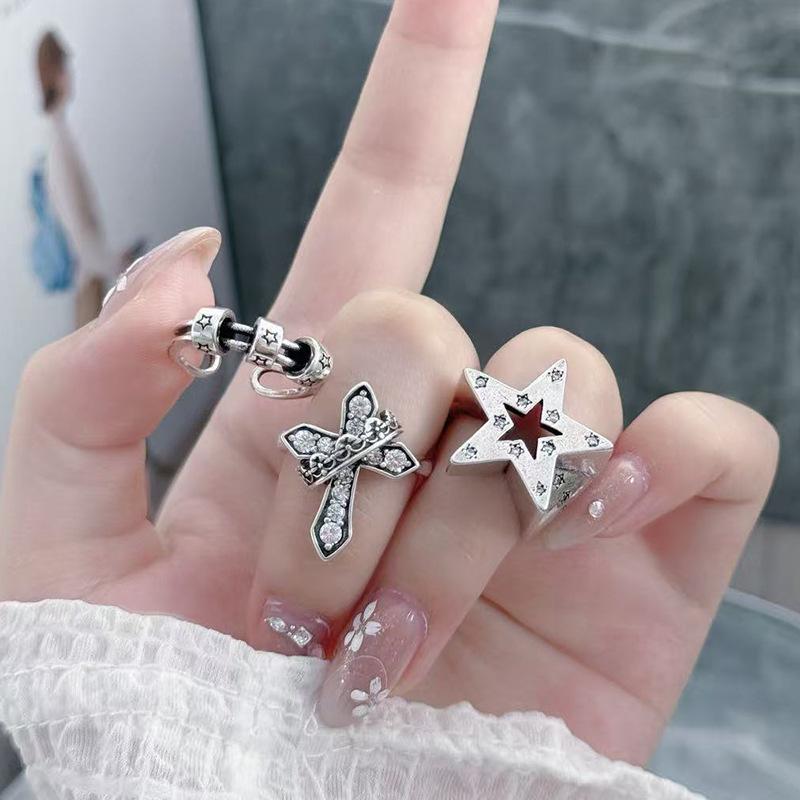 Dark Vintage Vintage Star Cross Open Ring Hip Hop Punk Niche Design Stacked Personality Ring Woman