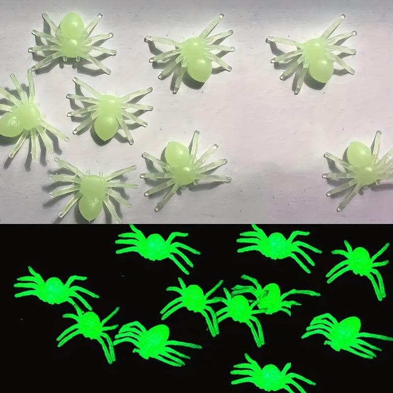 Hot Sale 50pcs Halloween Spiders Decorations Small Black Plastic Spiders Haunted House Spider Decoration Simulation Tricky Toy