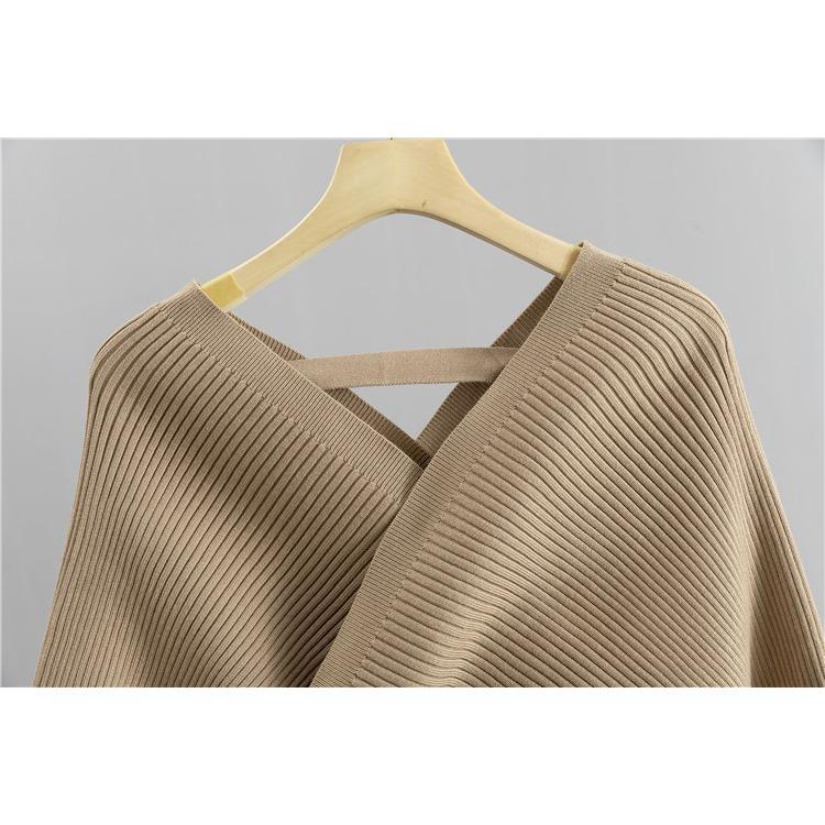 Spring and Autumn Women's Knitted Suit V-neck Sexy Strapless Short Temperament Sweater Pants Fashion Suit