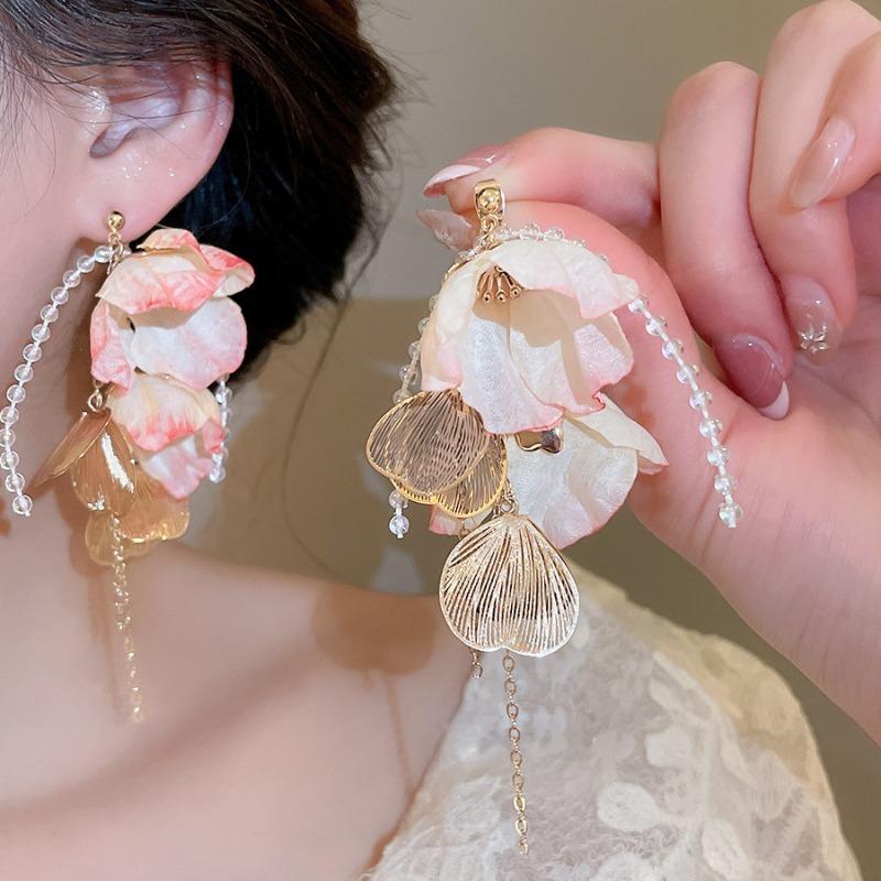 Silver Needle Pink Chiffon Flower Fringed Stud Earrings Small Fresh and Sweet Vacation Style Earrings Light Luxury High-end Earrings Women