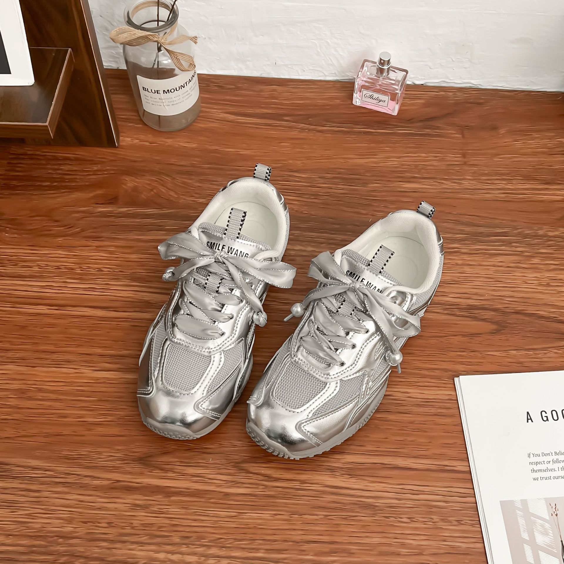 

Yuanlitong spring new platform sports shoes women s 2025 breathable retro German training shoes comfortable soft-soled dad shoes 35