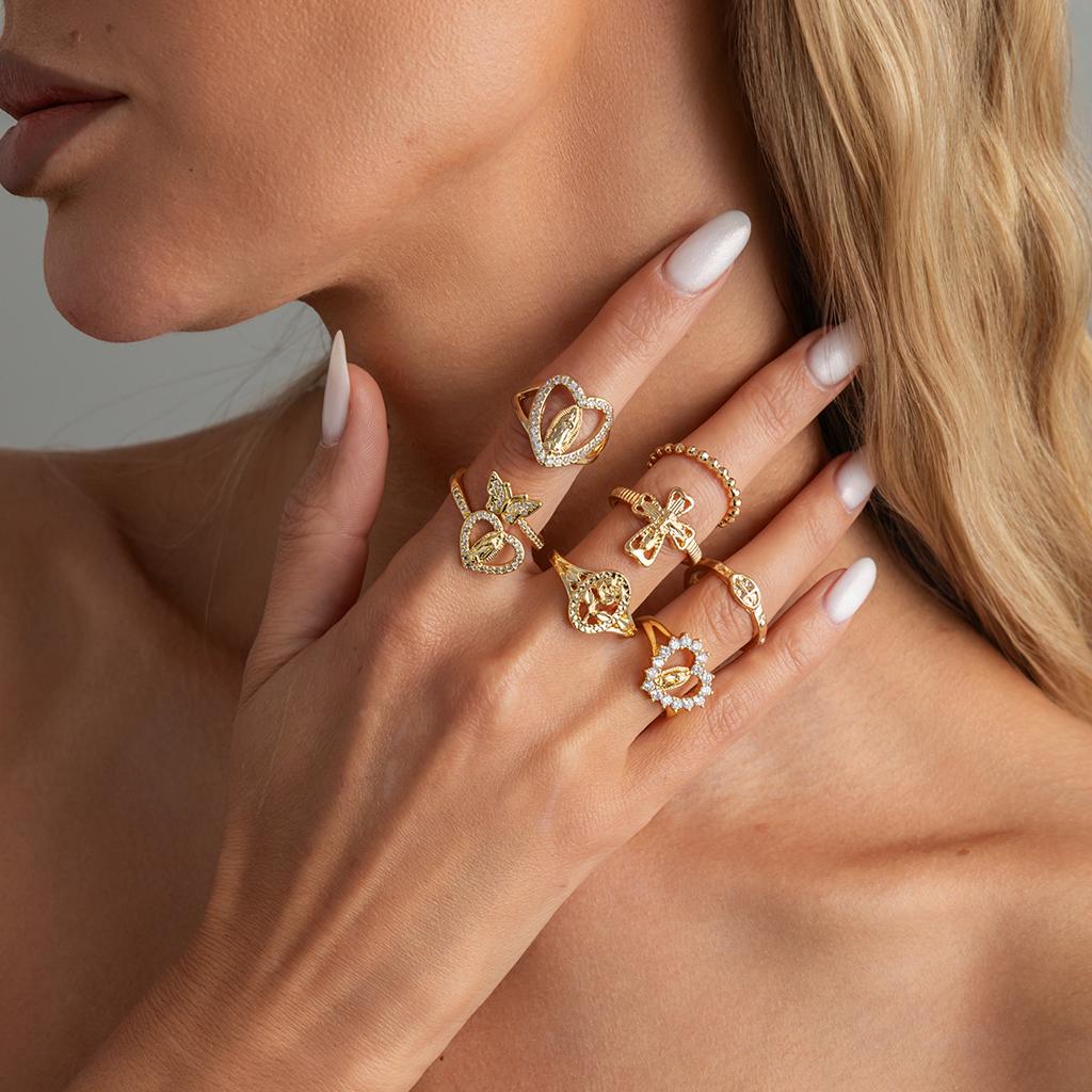Vintage Gold Color 7 Pcs Stackable Ring Set for Women Elegant Virgin Mary Cross Heart Crystal Religious Fashion Jewelry Gifts
