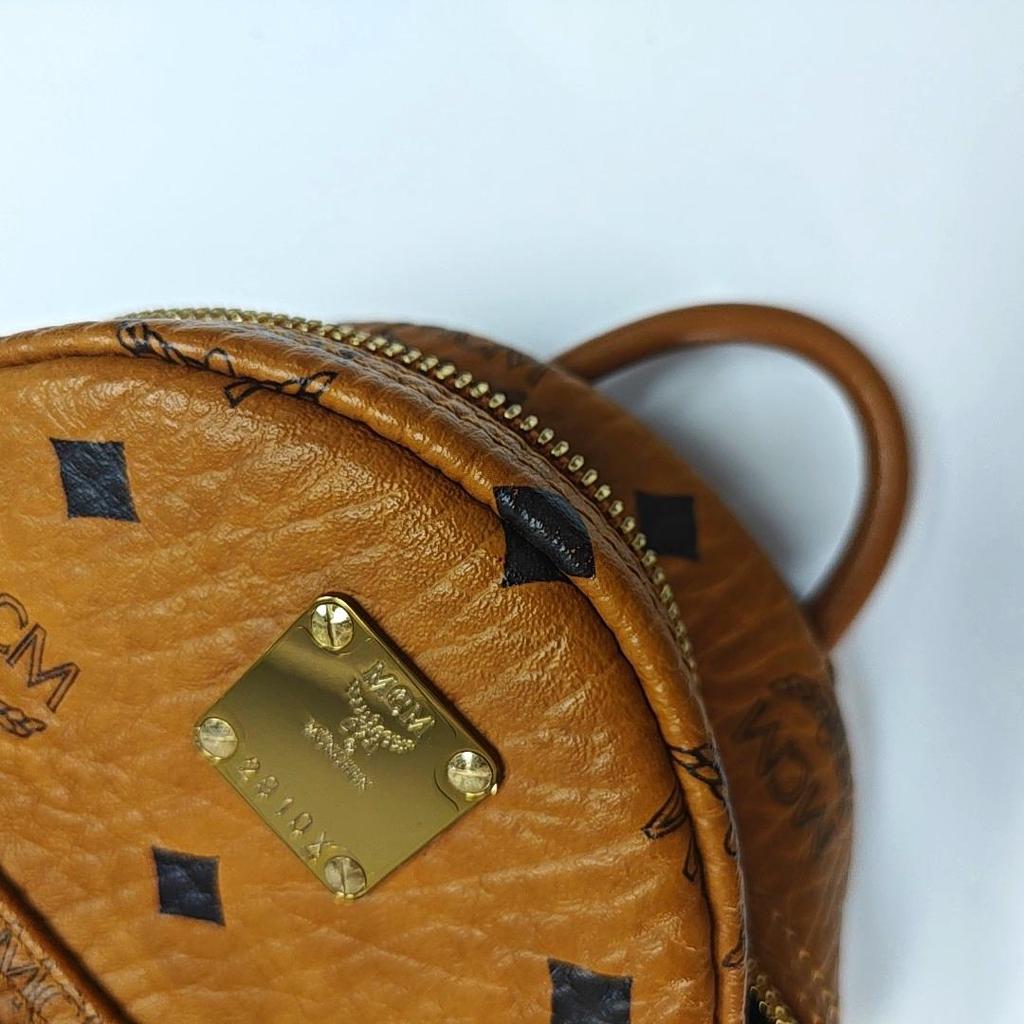[Pre-Owned] Classic Allover Logo Studded Three-In-One Coated Canvas Shoulder Crossbody Backpack - Good #AEYUW