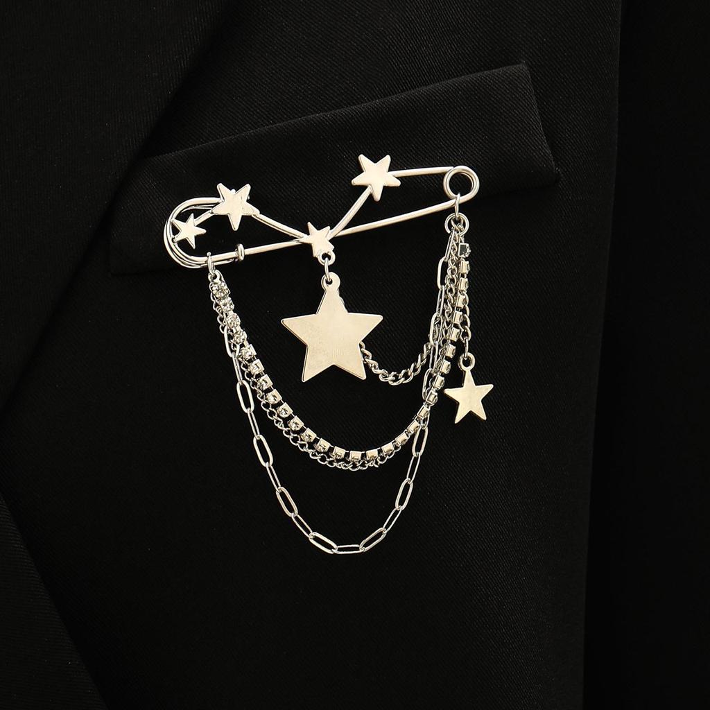 Minimalist Cross Jewelry Paperclip Chain Brooch—Unisex Punk Hip Hop Heart Pin with Tassel for Suits