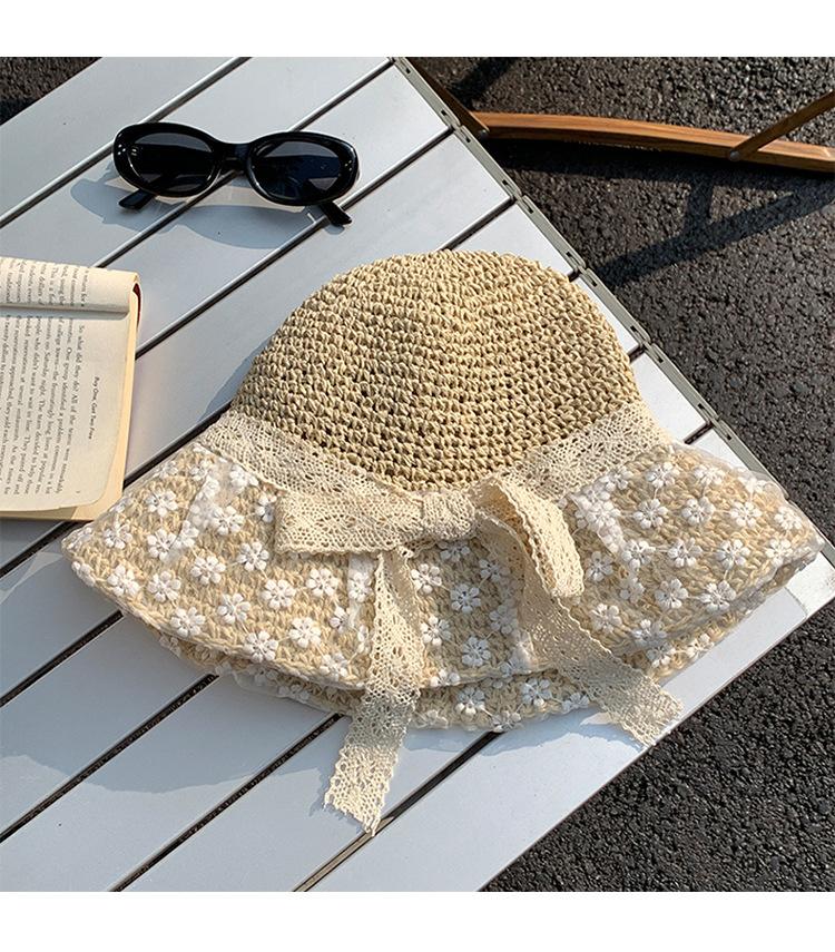 New seaside hat women's summer sunscreen straw hat Hepburn wind beach vacation sunshade sun hat breathable bucket hat
