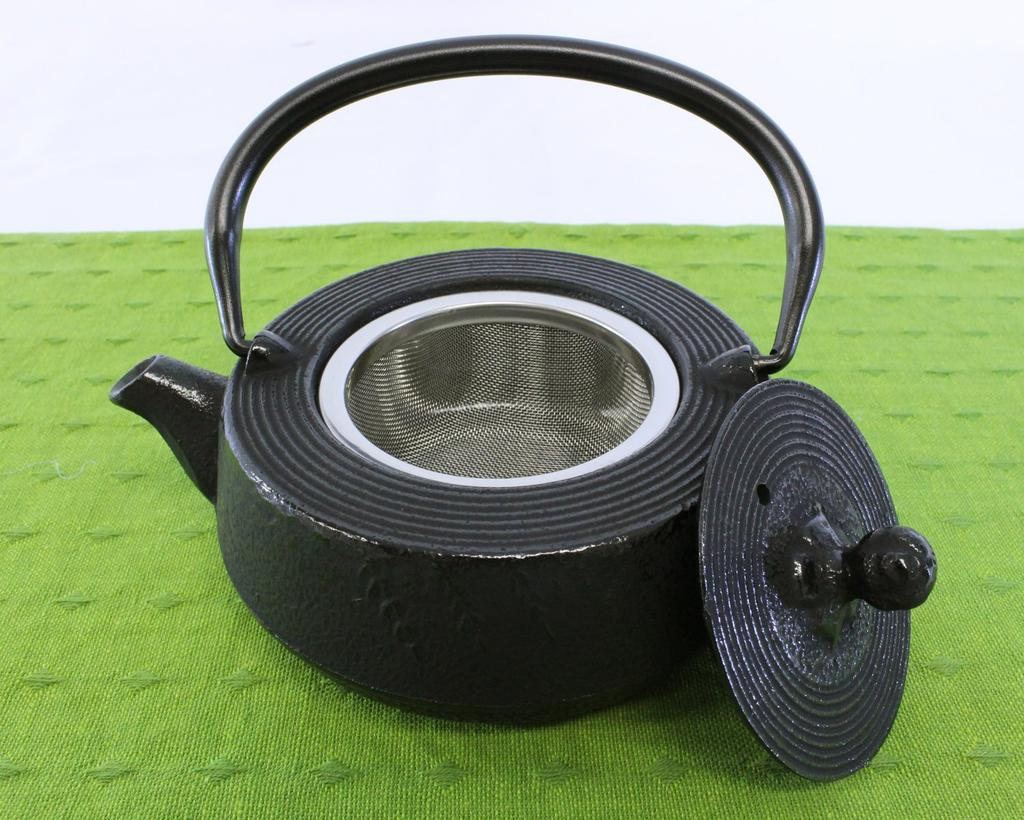 Asahi Teapot, Flat, 0.3 Liter, Iwate Prefecture Traditional Craft, Nanbu Ironware