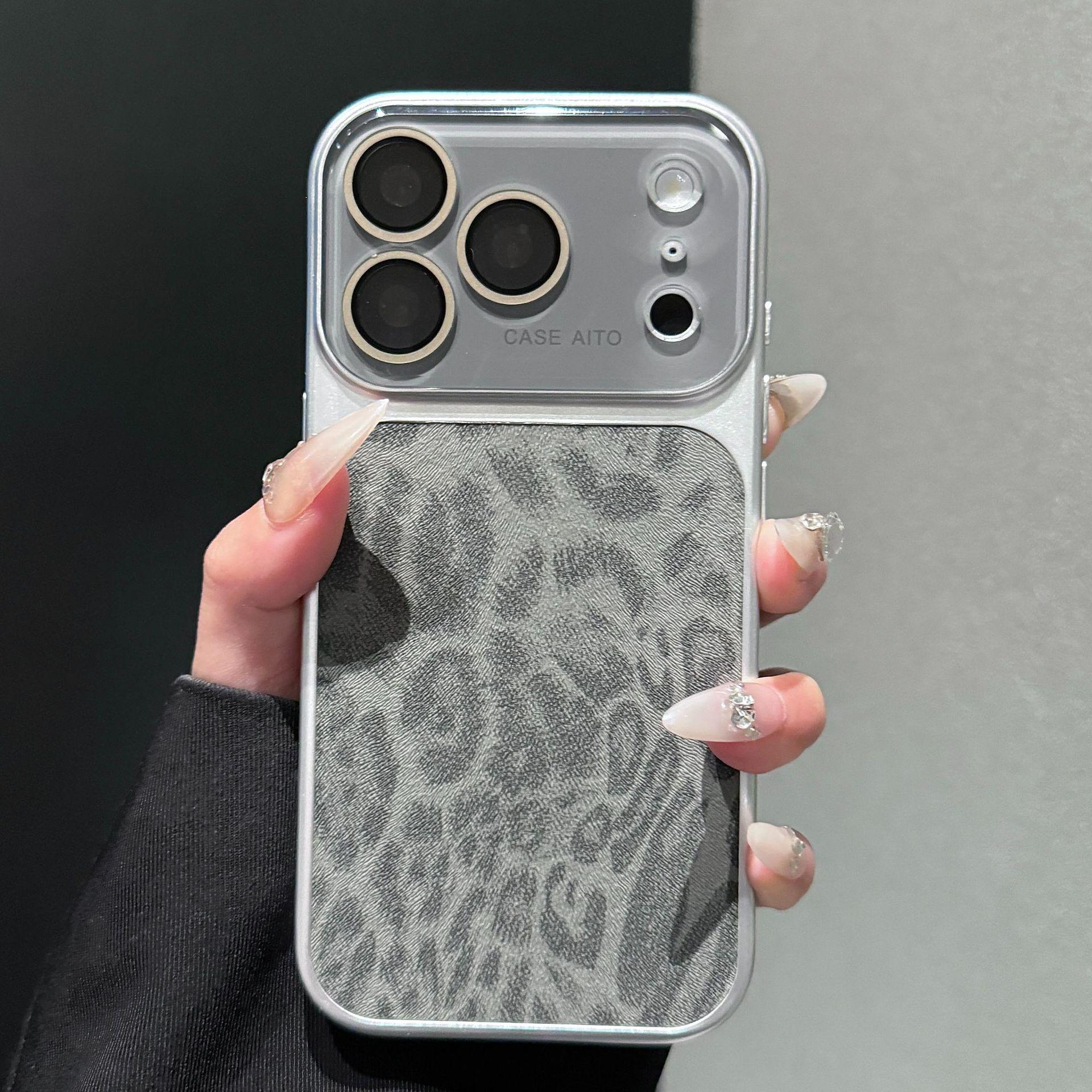 

17 Pro Max Leopard Print Sticker Skin with iPhone 16 Lens Film Protection iPhone 15 Pro Max темно-серого