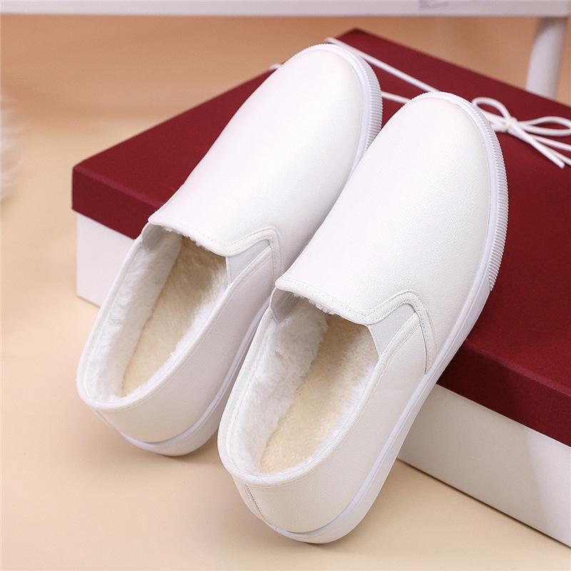 Versatile Women's White Slip-on Shoes - Autumn/Winter Flat Leather Sneakers for Nurses and Students