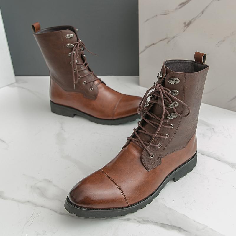 Retro Designer High Tops Men Lace-up Cowboy Boots Luxury Pointed Toe Biker Boots Man Leather Motorcycle Shoes