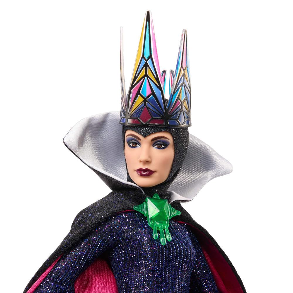 Mattel Disney Collector Evil Queen Collectible Fashion Doll with signature outfit inspired by the Disney Snow White A great gift for kids and film.