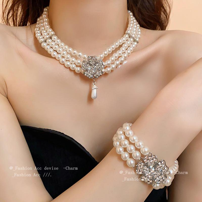French light luxury flower diamond pearl multi-layer necklace niche creative collarbone chain temperament fashion high-end jewelry