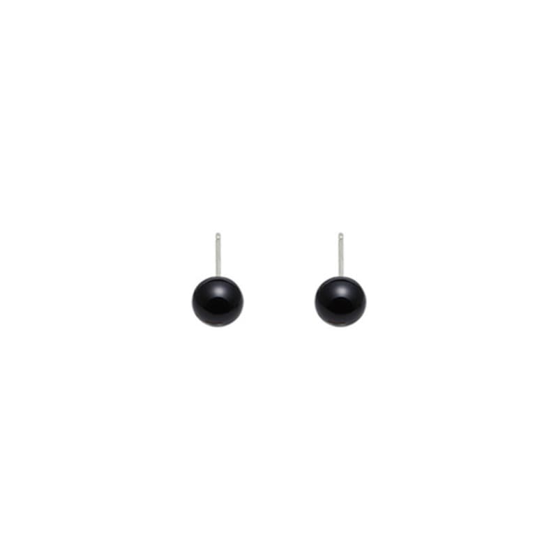 LEYIE ONYX BALL STUDS MEDIUM
