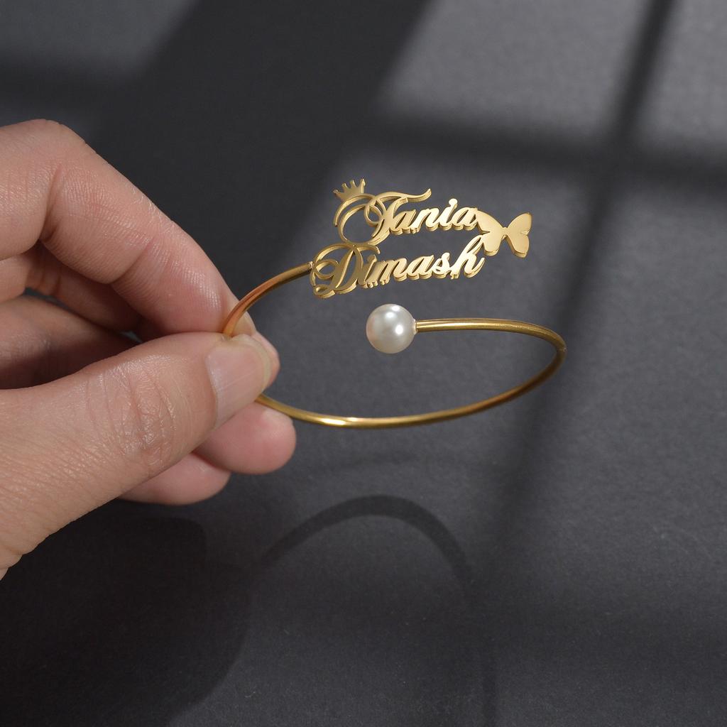 Atoztide Customized Name Bracelet Personalized Stainless Steel for Women Men Zircon Letter Custom Bangles Chrismas Jewelry Gift