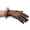 Flapper Lace Gloves 1920s Short Gloves for Concert Costume Accessories