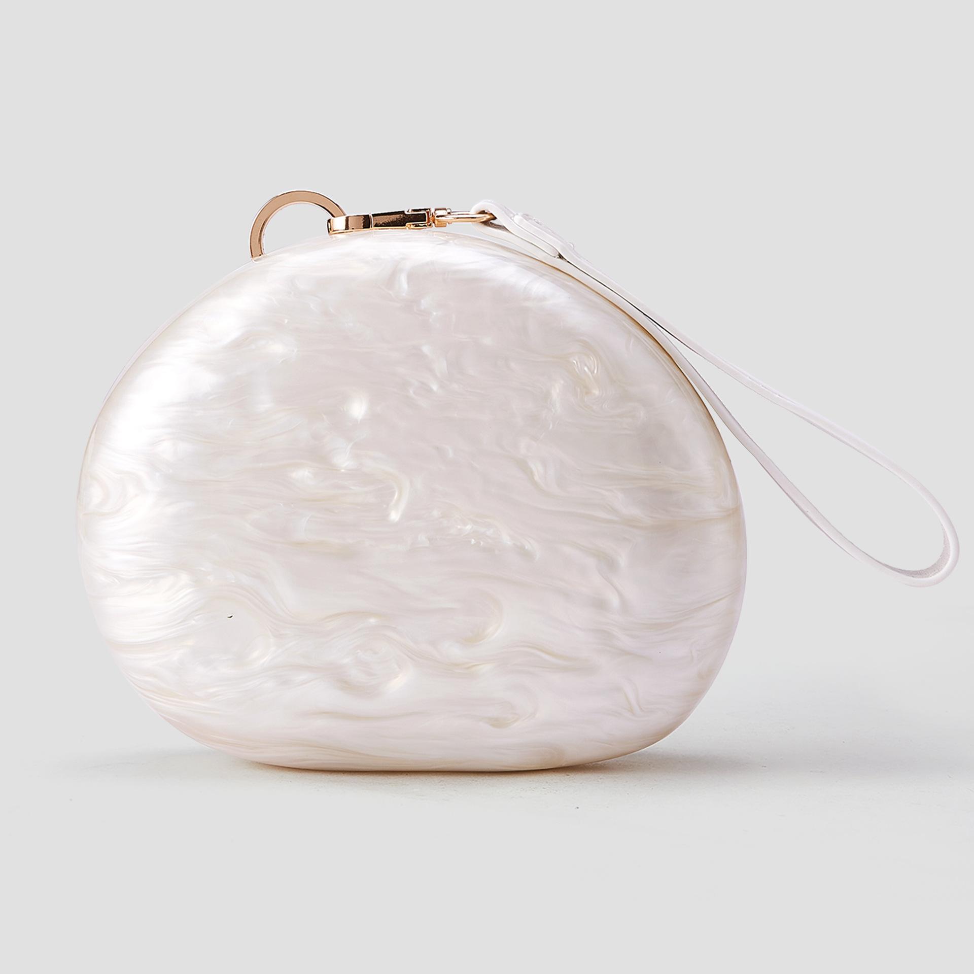 

Women s new fashion striped splicing pearlescent acrylic bag shoulder oblique span banquet clutch bag