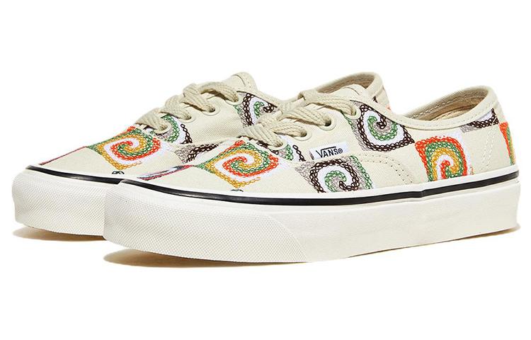Vans Authentic 44 Low Top Skateboarding Shoes Unisex White VN0A7Q5CWHT