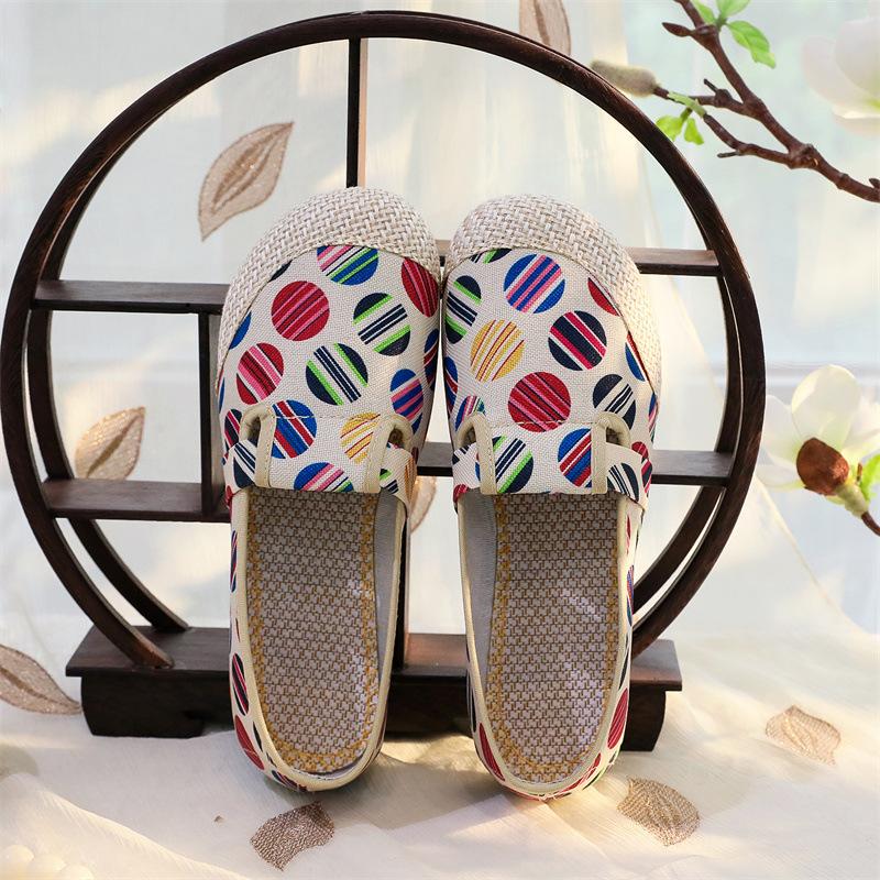 Women's Canvas Shoes Ethnic Old Beijing Cloth Shoes Linen Soft Soled Single Shoes Mother's Shoes