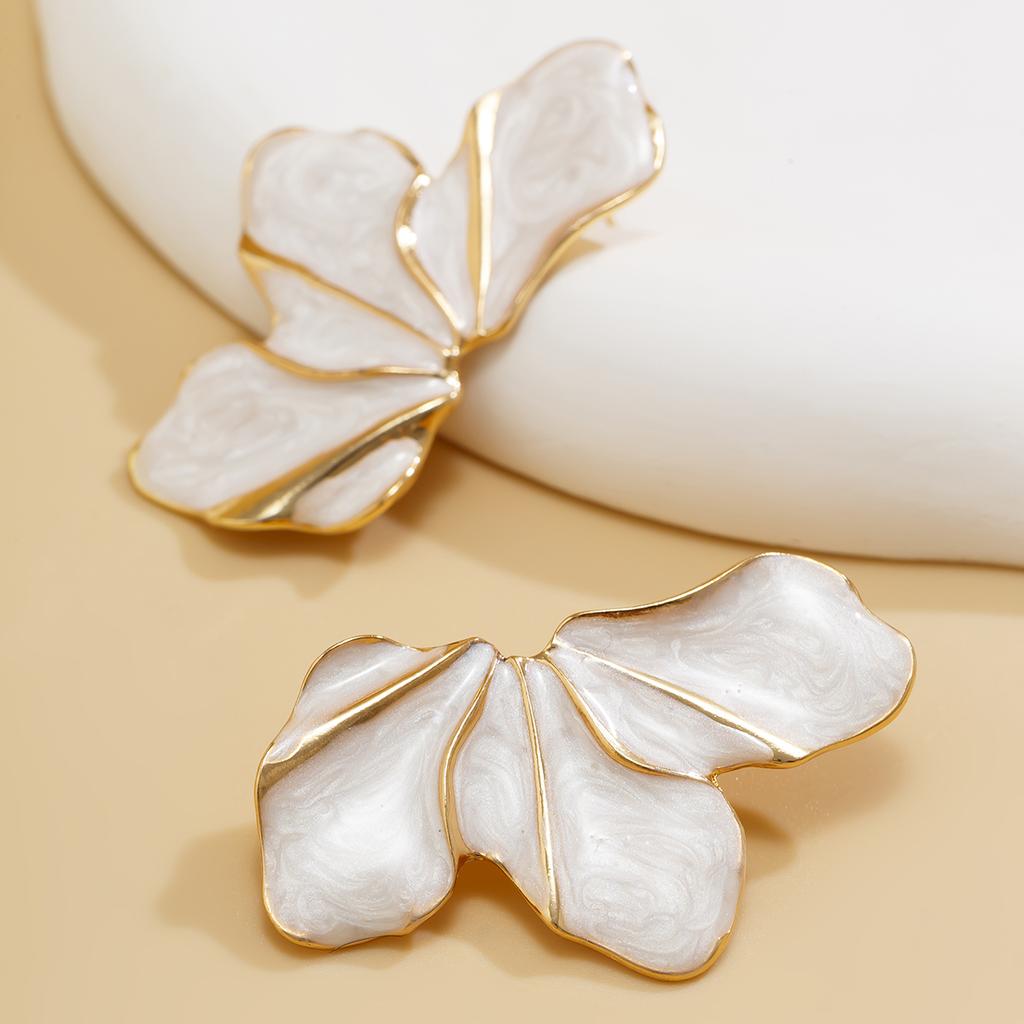 Ingemark 5 Colors Boho Oil Drip Metal Stud Earrings for Women Trendy Kpop Petal Flower Piercing Earrings Y2K Zircon Accessories