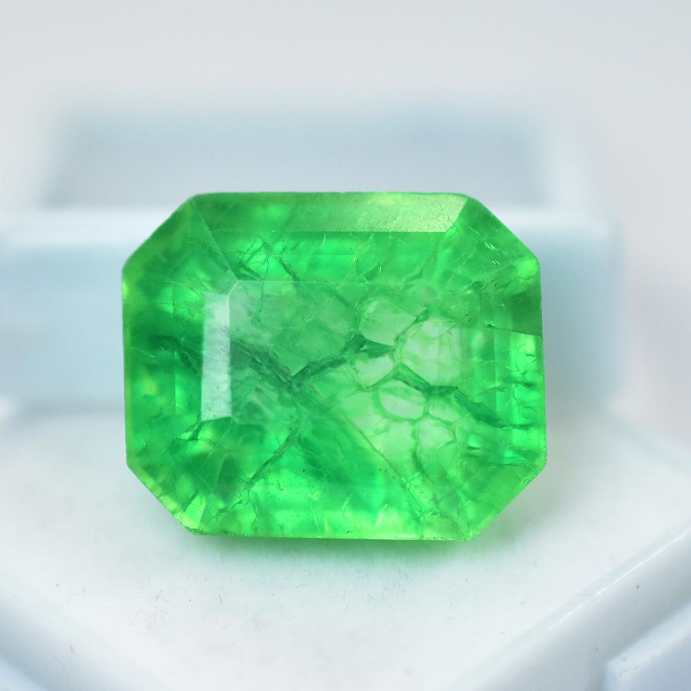 Natural Green Emerald Loose Gemstone 19.15 Ct Emerald Cut for Jewelry Making and Gem Collections