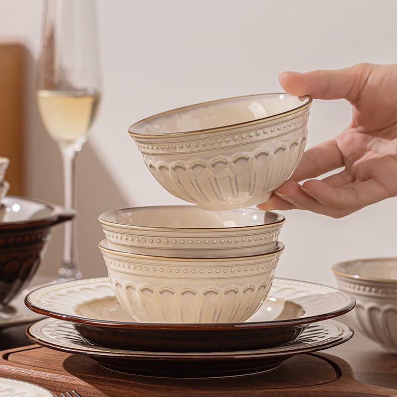 Lantun European Bone China Dinnerware Set