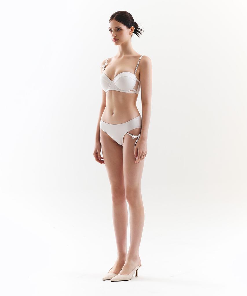 VINAJ Chain Ribbon One-Sided Low Bikini Panties (White)