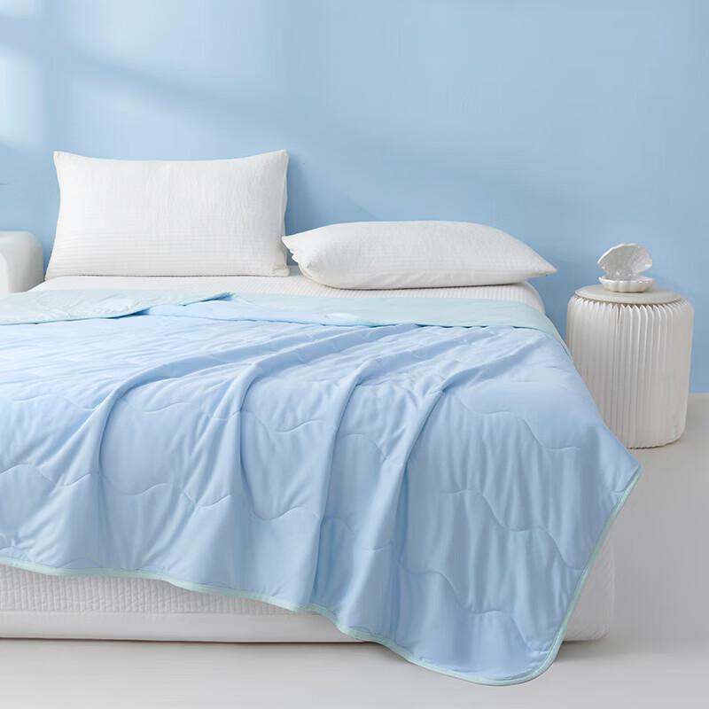 Crown Ice Blue Antibacterial Cooling Summer Quilt
